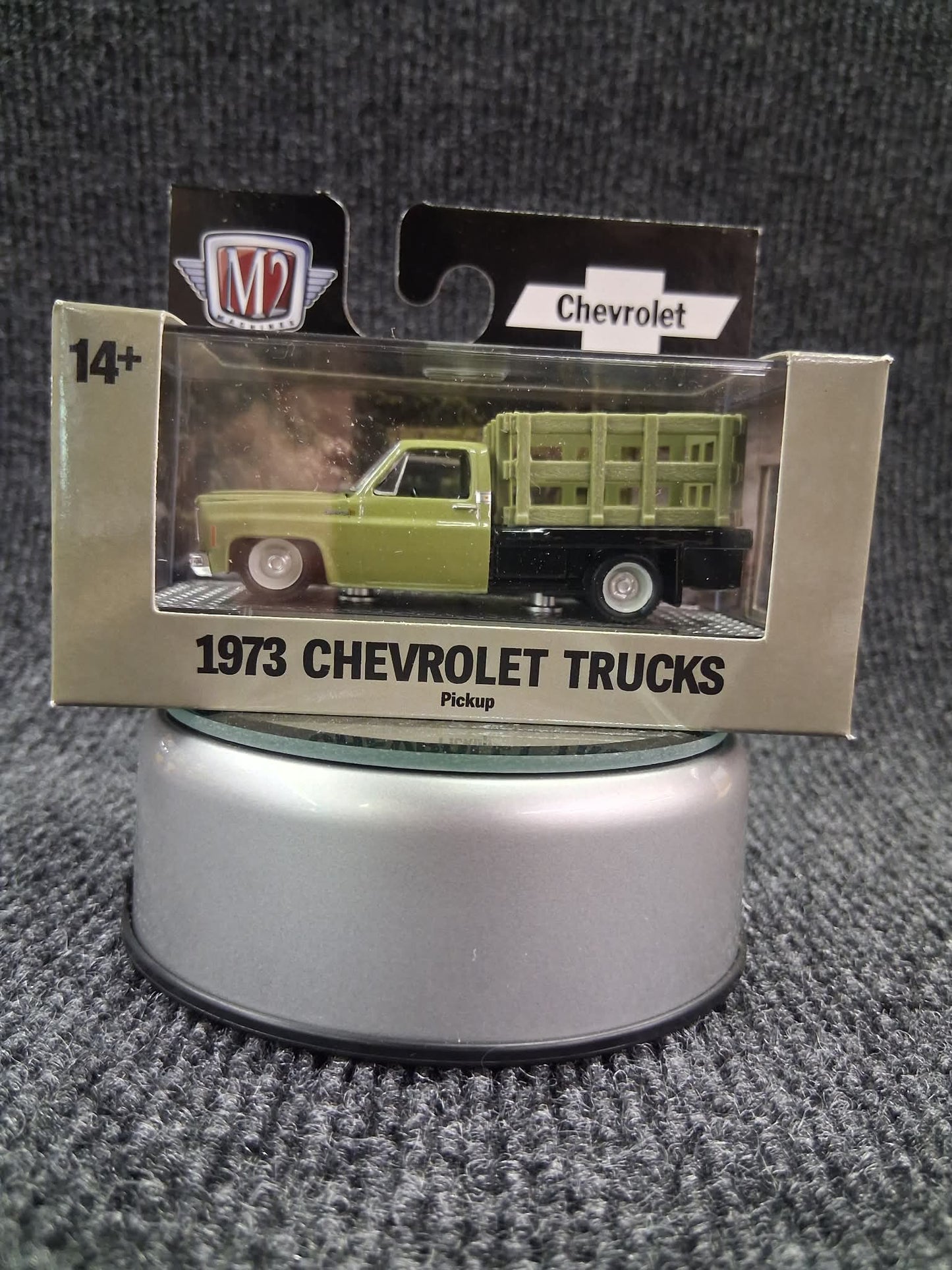 M2 Machines 1:64 1973 Chevrolet Cheyenne Super 10 R107 26-06
