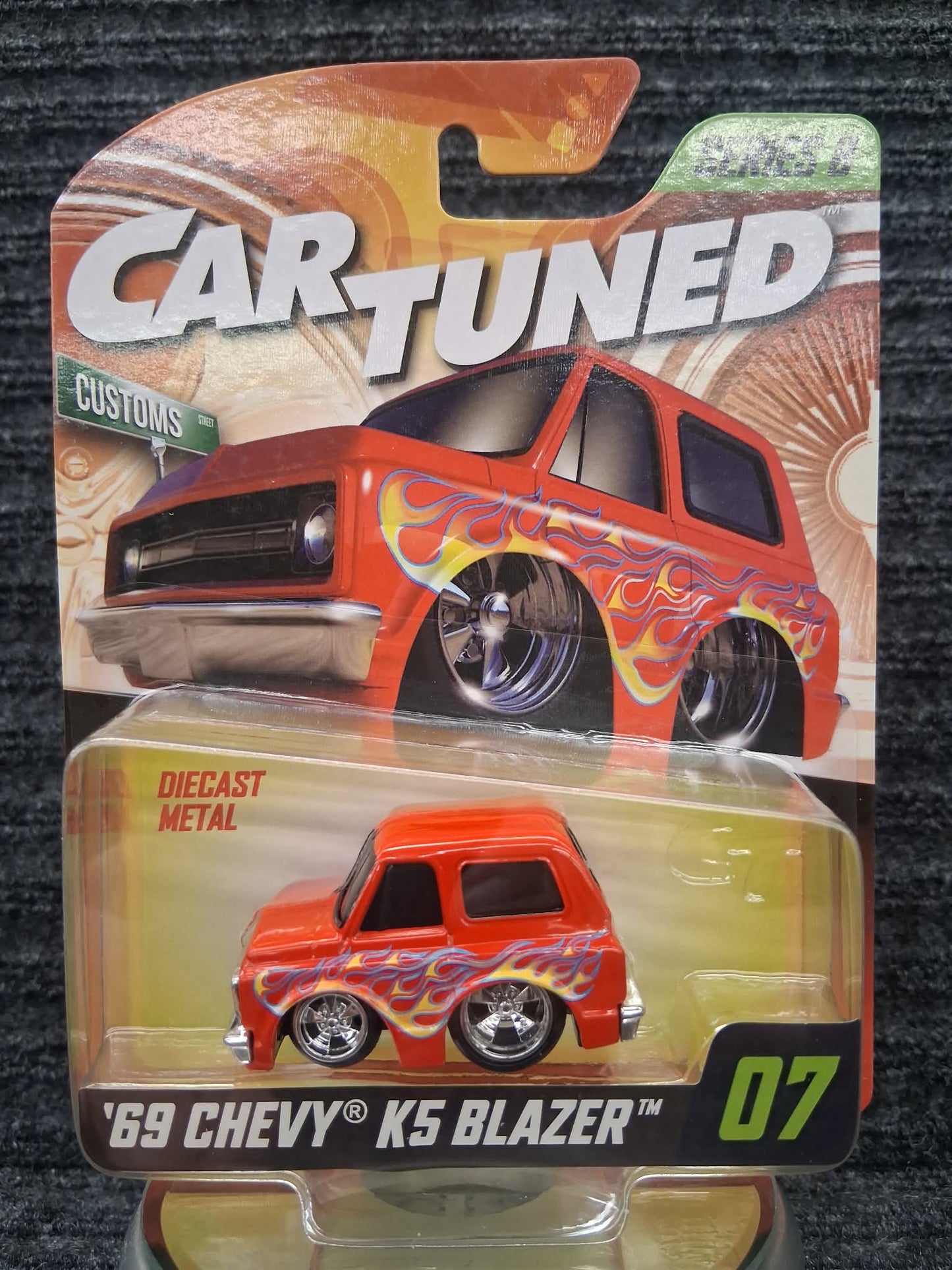 Car Tuned Series 8- '69 Chevy K5 Blazer- Red