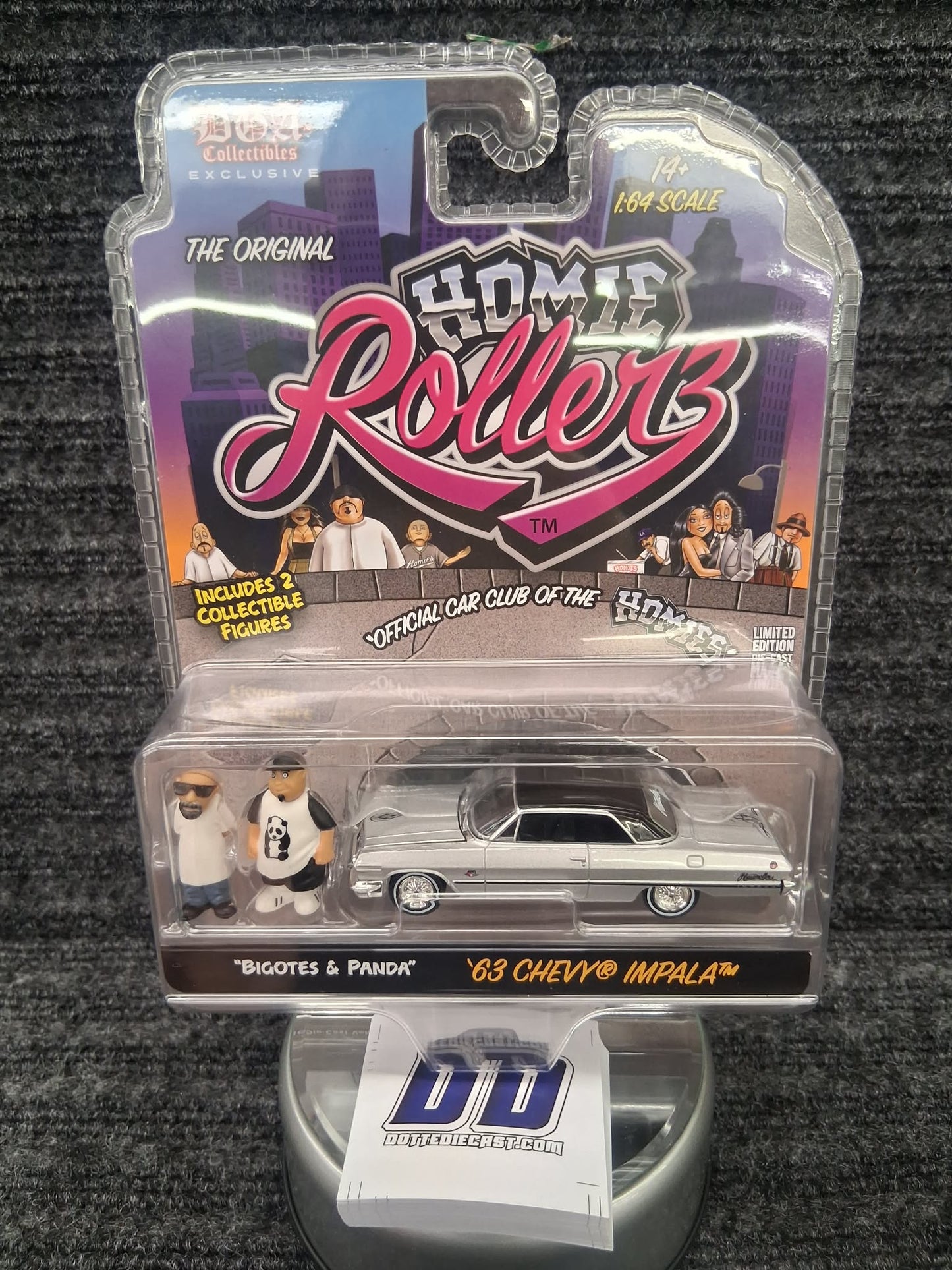 HOMIE ROLLERZ 2025 SERIES 1 W/FIGURES 1/64 GREENLIGHT & DGA- '63 Chevy Impala- Silver
