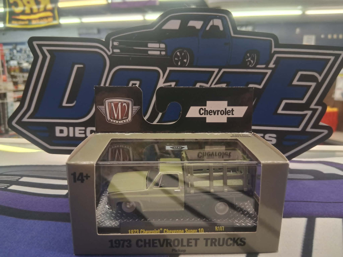 M2 Machines '73 Chevrolet Cheyenne Super 10