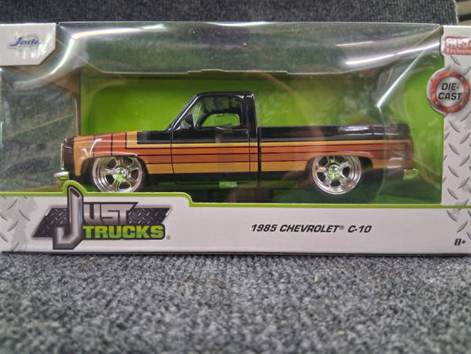 Jada- '85 Chevrolet C-10- Black