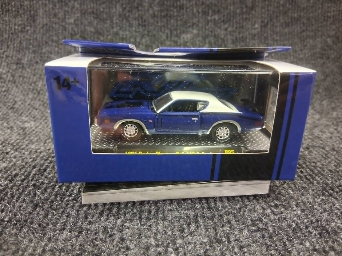 M2 Machines '71 Dodge Charger R/T 440 6pack R95 26-15