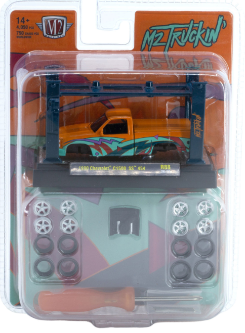 M2 Machines '90 Chevrolet C1500 SS 454 Pickup Truck- KIT