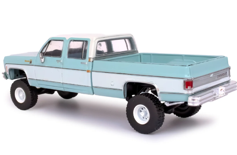 (PRE-ORDER) IXO '78 Chevrolet Silverado K30 Crew Cab Fleetside Lifted - Light Blue and Frost White