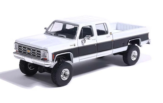 IXO Mijo Exclusive '78 Chevrolet Silverado K30 Crew Cab Fleetside Lifted - White w/ Black Two Tone