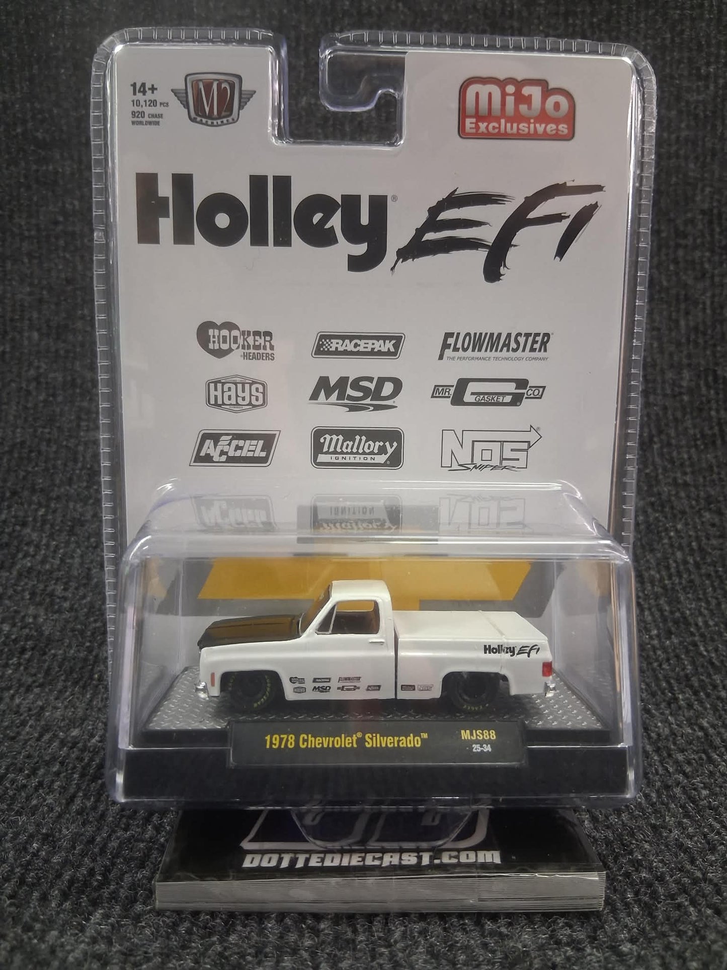 M2 Machines '78 Chevrolet Silverado MJS88 25.34
