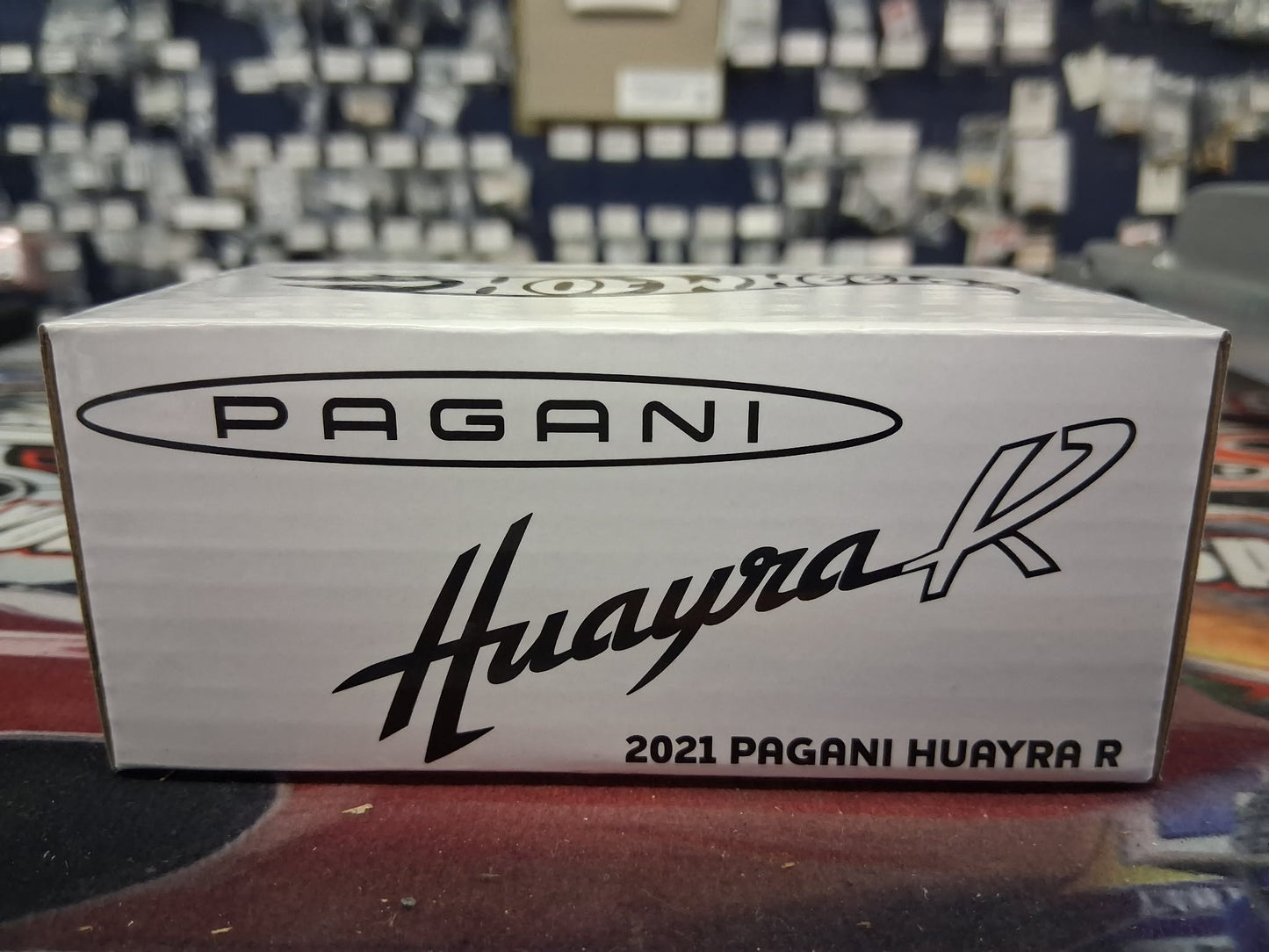 Hot Wheels RLC '21 Pagani Huayra R