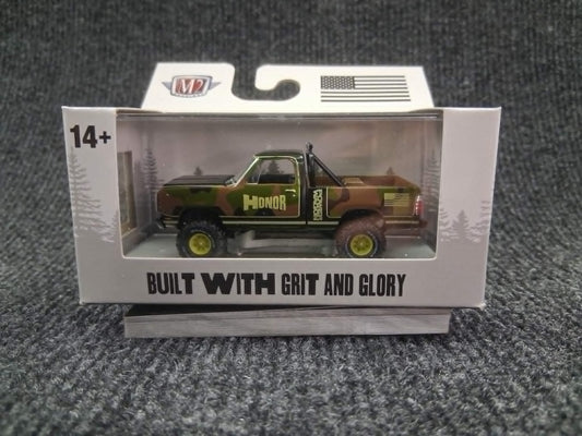 M2 Machines '79 Dodge 150 Macho Power Wagon 26-05