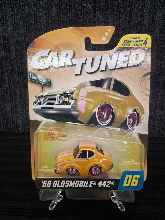 Car Tuned Series 4 ALT Mix- '68 Oldsmobile 442- Gold