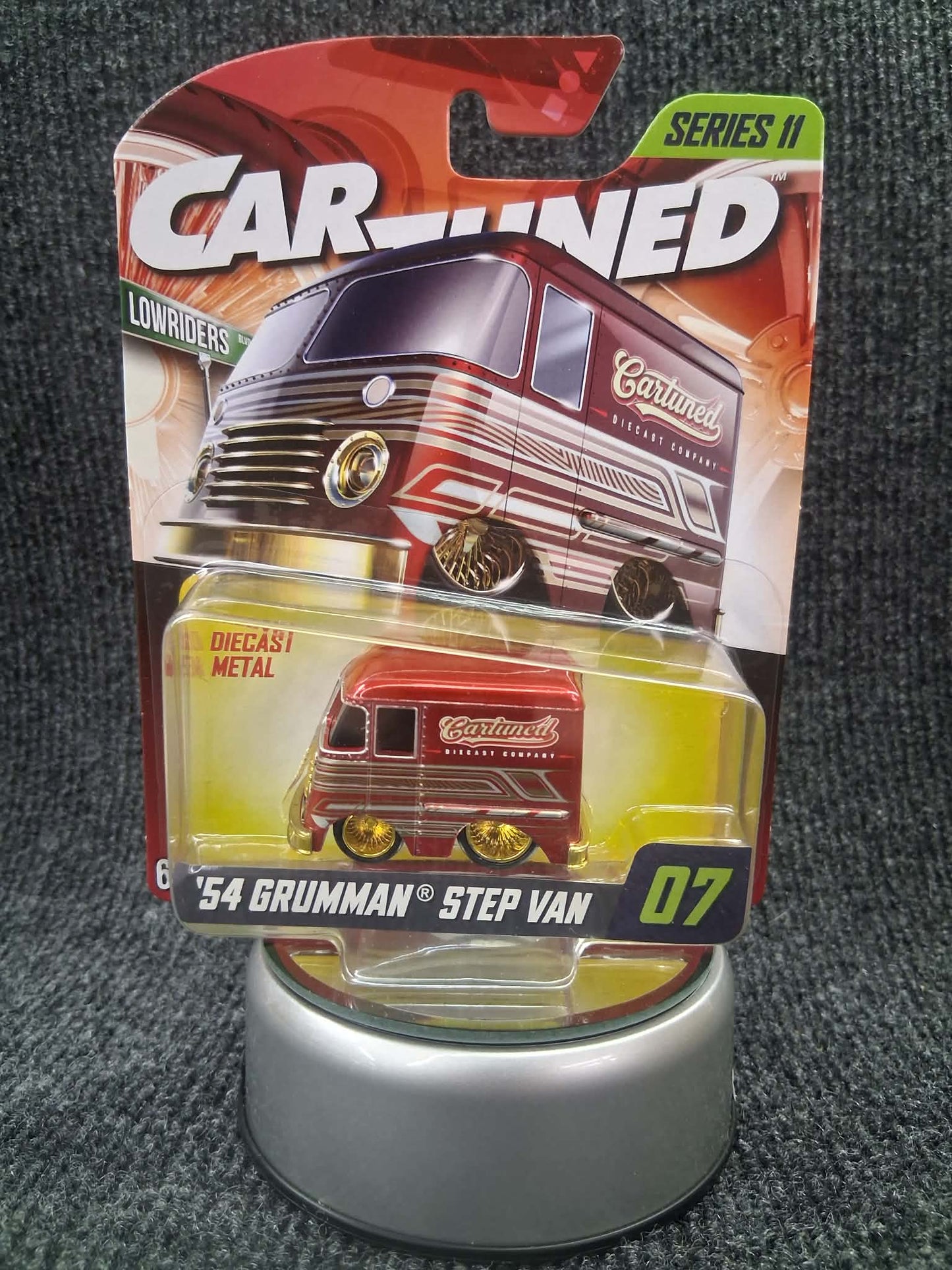 Cartuned Series 11- '54 Grumman Step Van